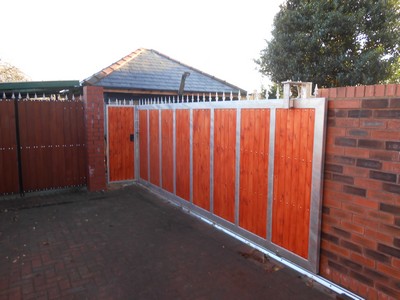 Composite Boarded Gates in Southport
